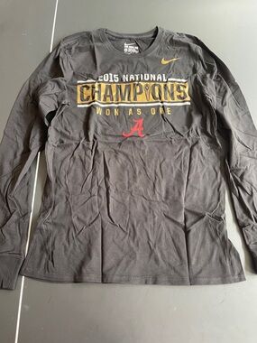 Nike Men's Black 2015 National Champions Long Sleeve Shirt